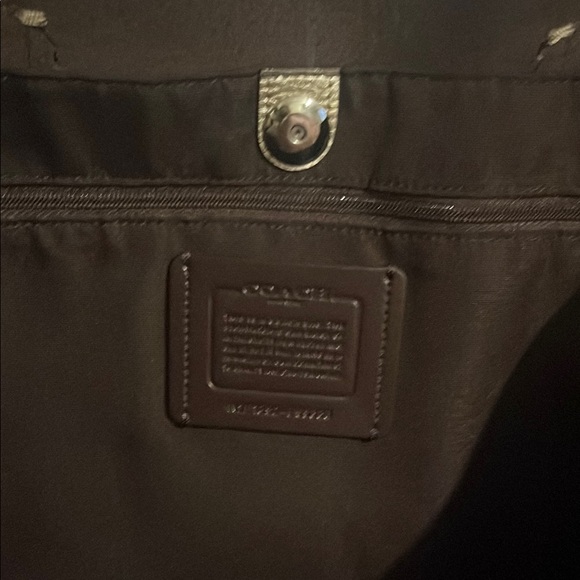 Coach Gold Tote Bag - Picture 4 of 4